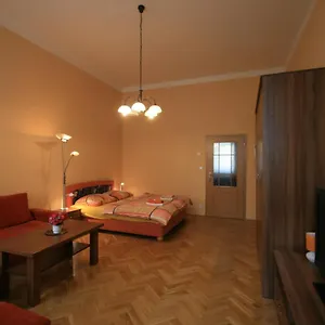 No. 19 Jaltska 3 Karlsbad